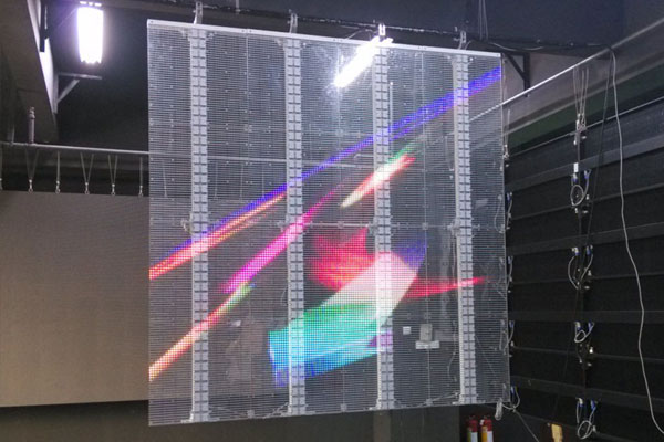 透明顯示屏不是只有LED，光子芯片透明屏“透”的更徹底